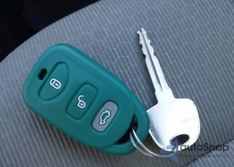 2017 Hyundai Elantra Se из США, поврежденный, VIN 5NPD84LF7HH055576